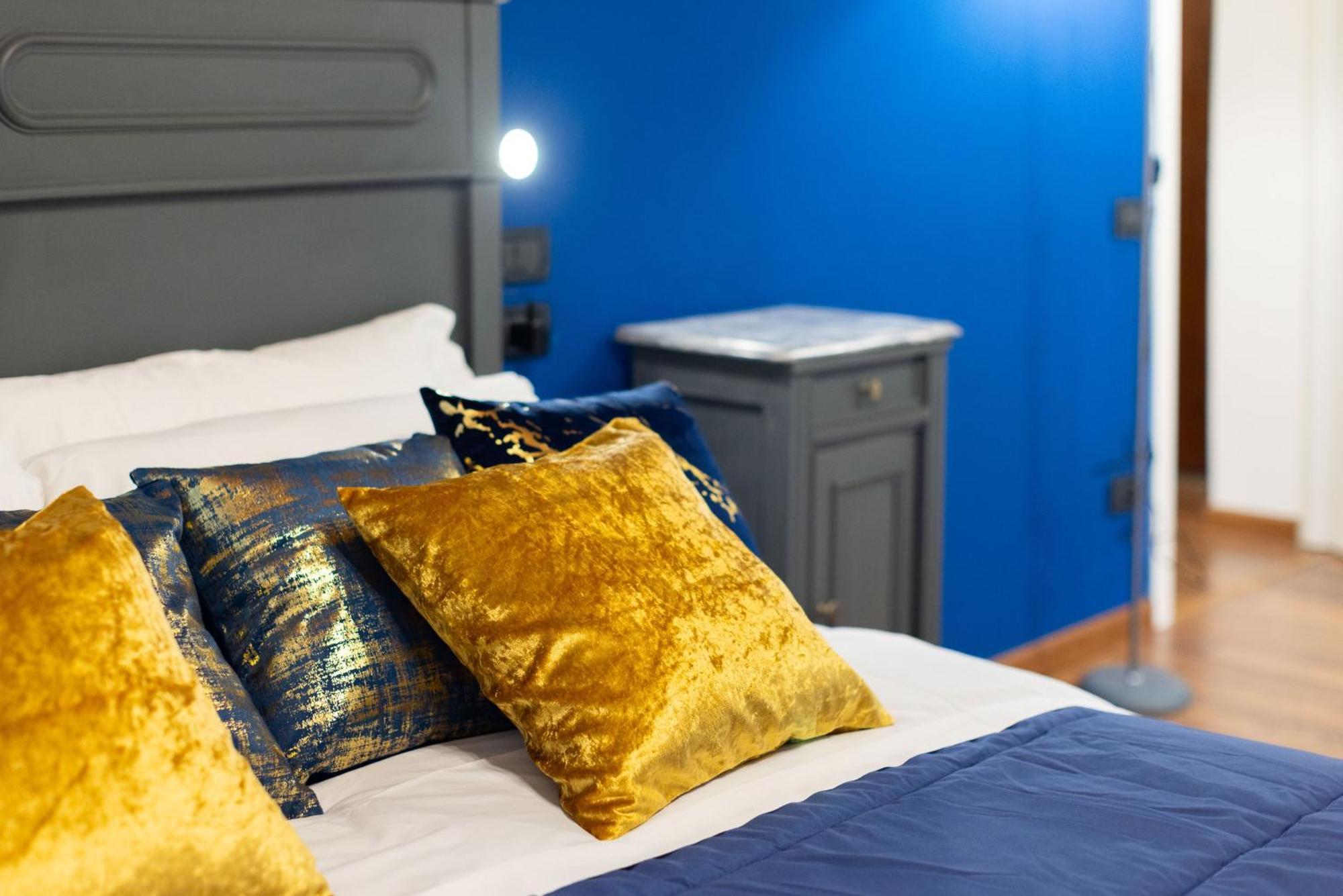 Apartment Blue Venetian House *