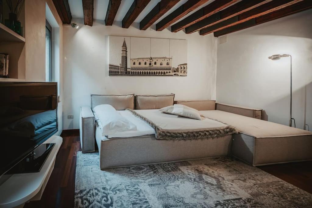 2 Min Da Piazza San Marco L-home Venezia