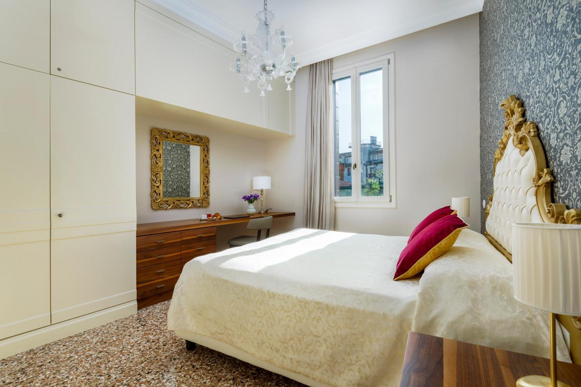 Ca' Mainella Grand Canal View 4 Bedrooms In Dorsoduro *