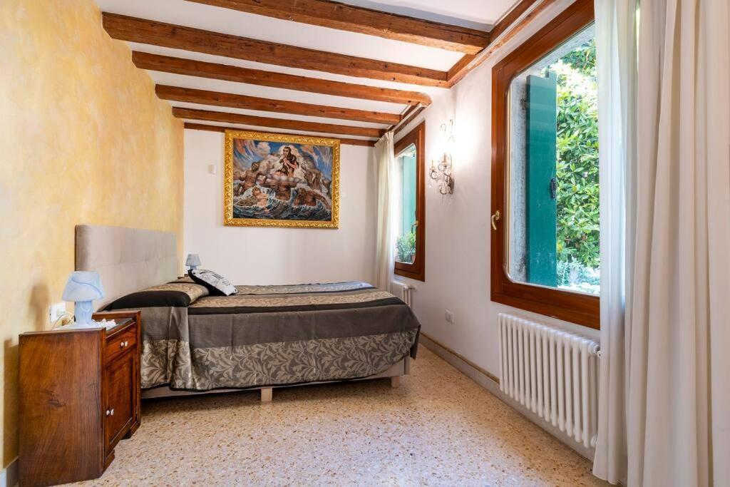 Apartment Ca' Mandorla 027042loc09523 Venice