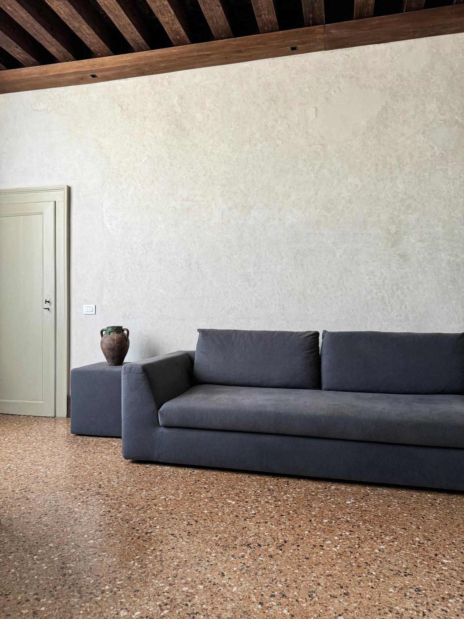 Central Luxury ~ Jacuzzi + Patio A/c * Venise