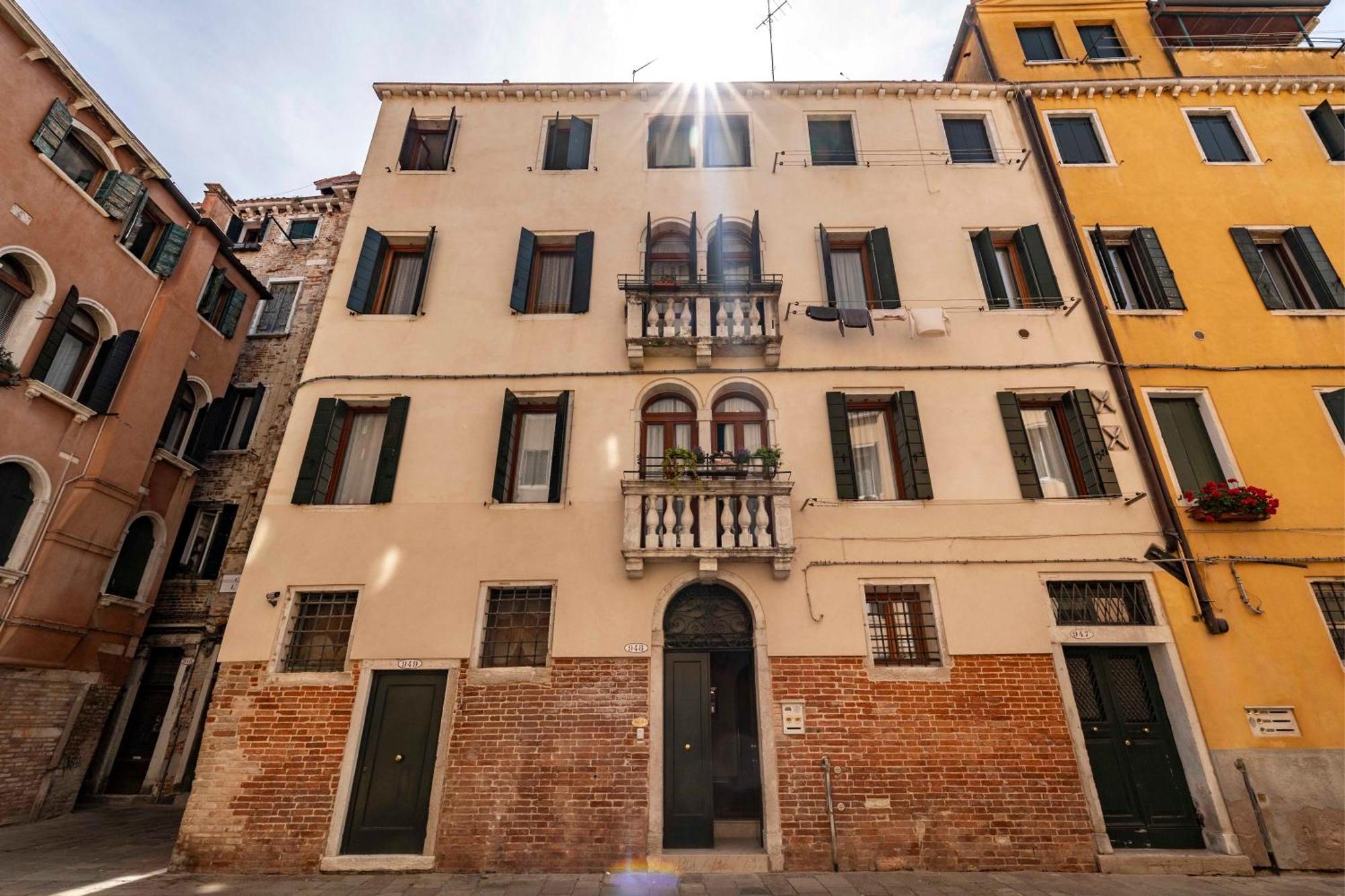 Glass House - Loft 2 Minutes To Rialto Bridge & View Venedig