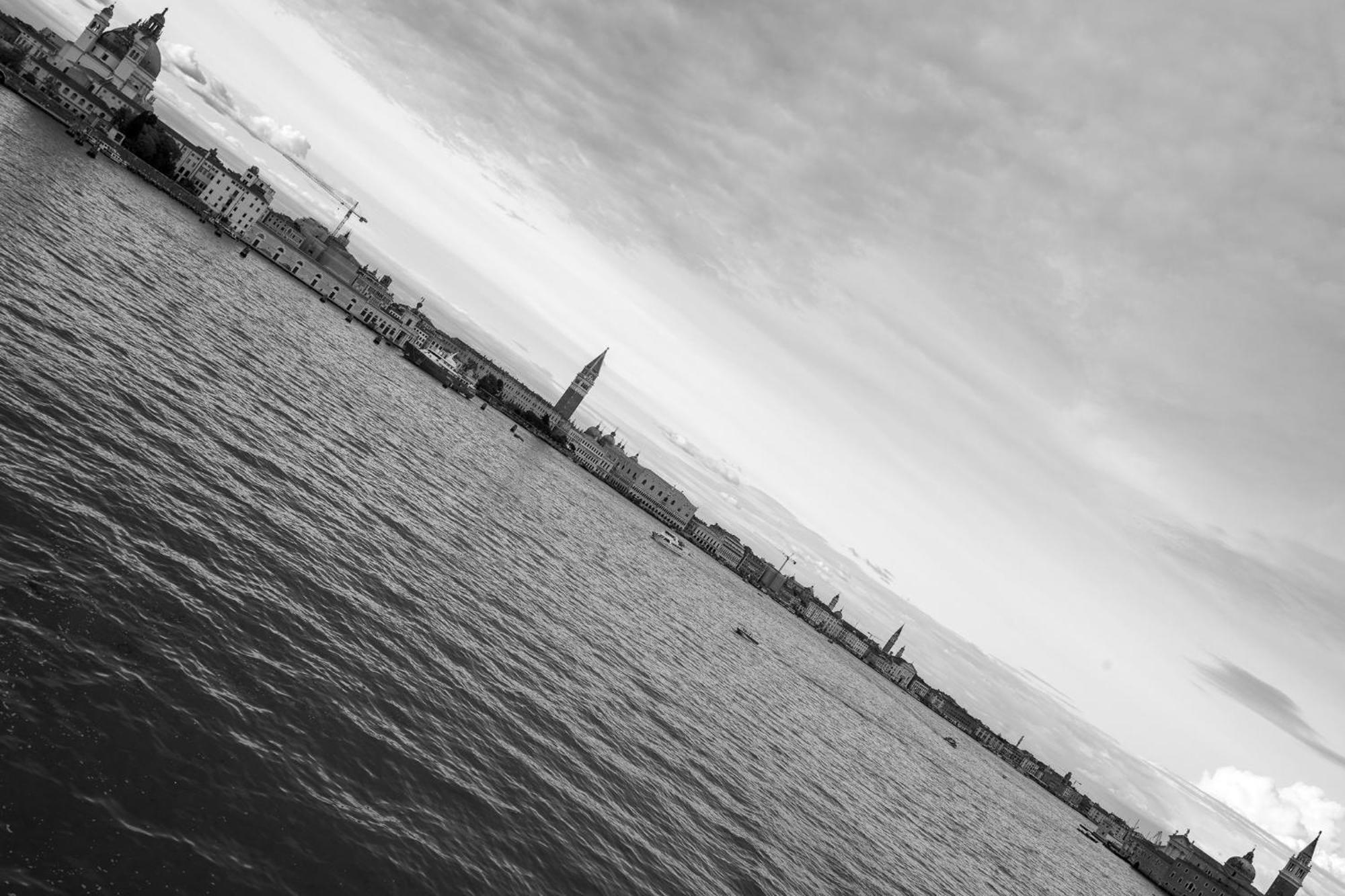 Iconic - View In