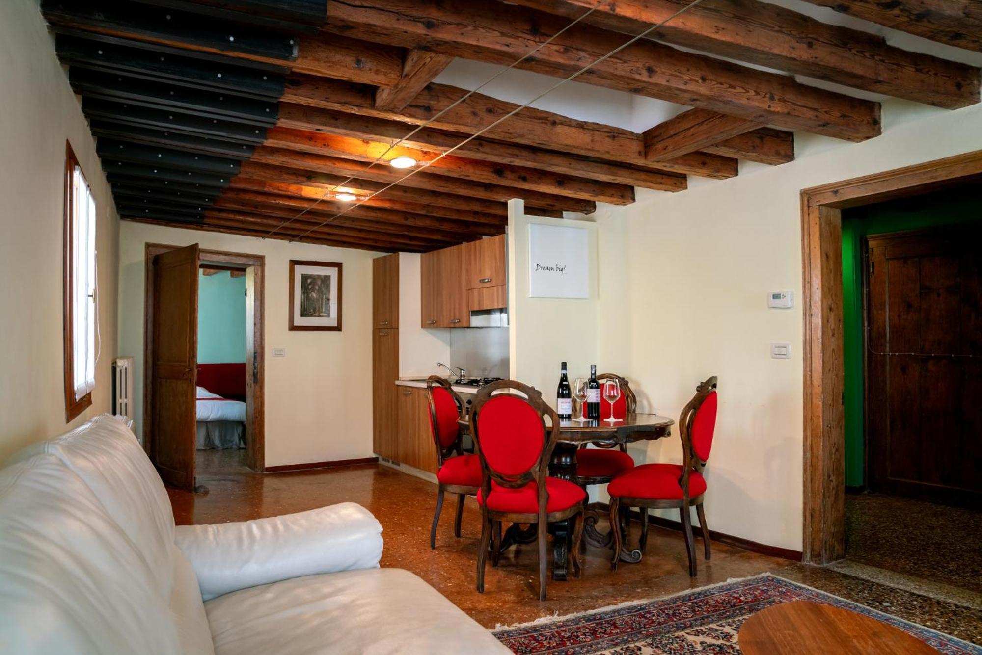 Palazzo San Luca 3* Venedig