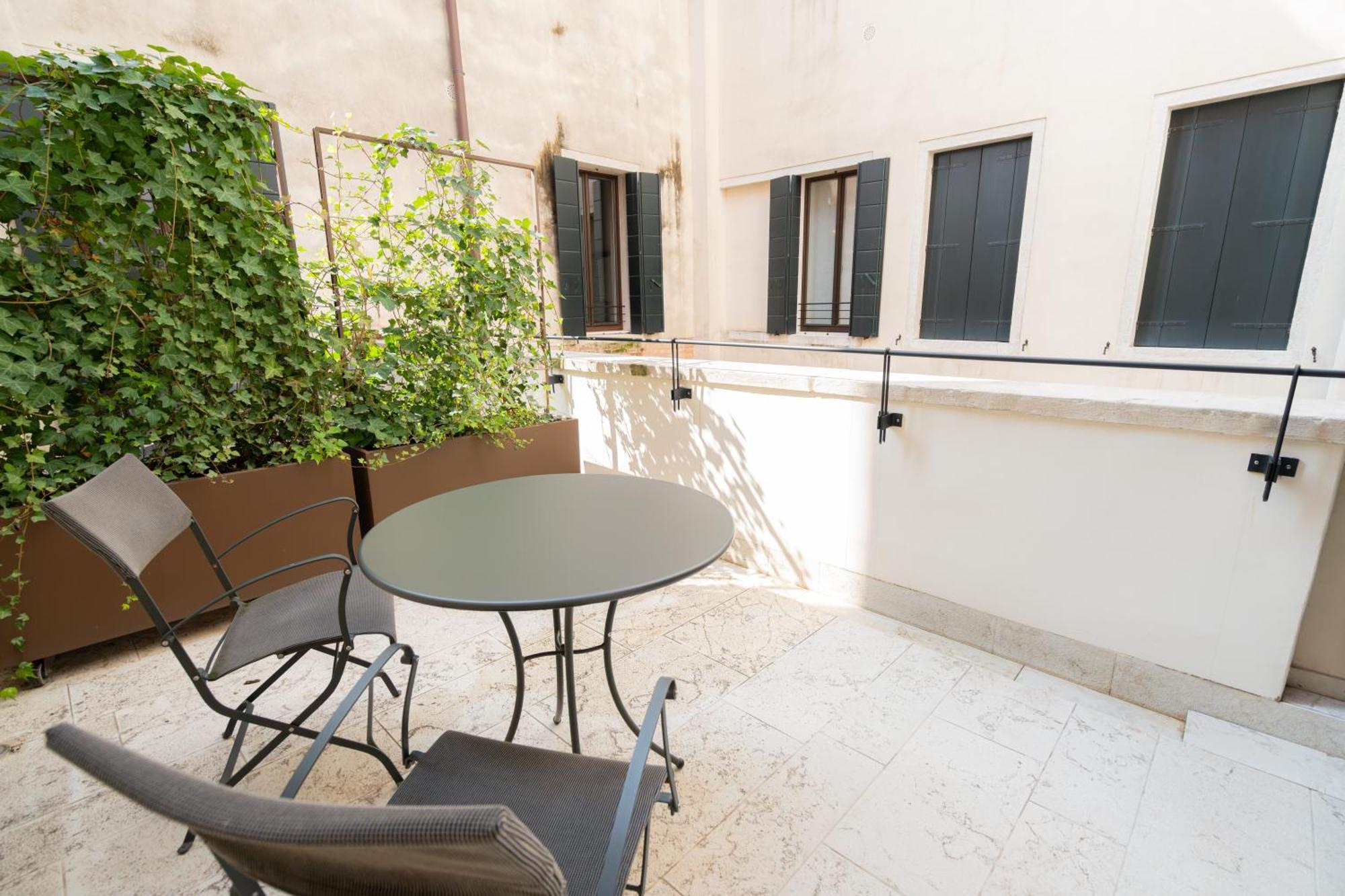 Palazzo Morosini Degli Spezieri - Lifestyle Apartment Venedig