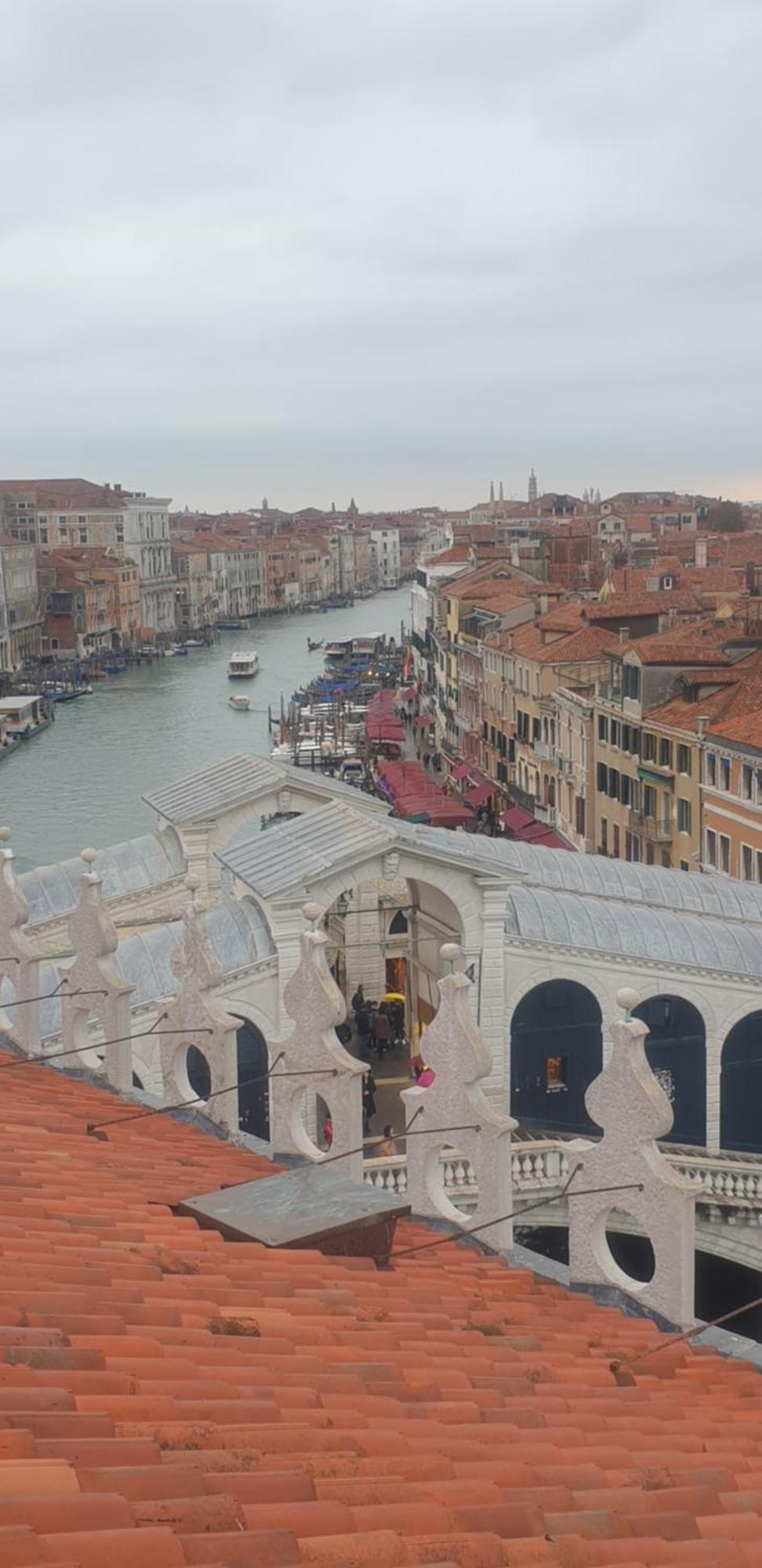 Large 3 Flat Rialto Venedig