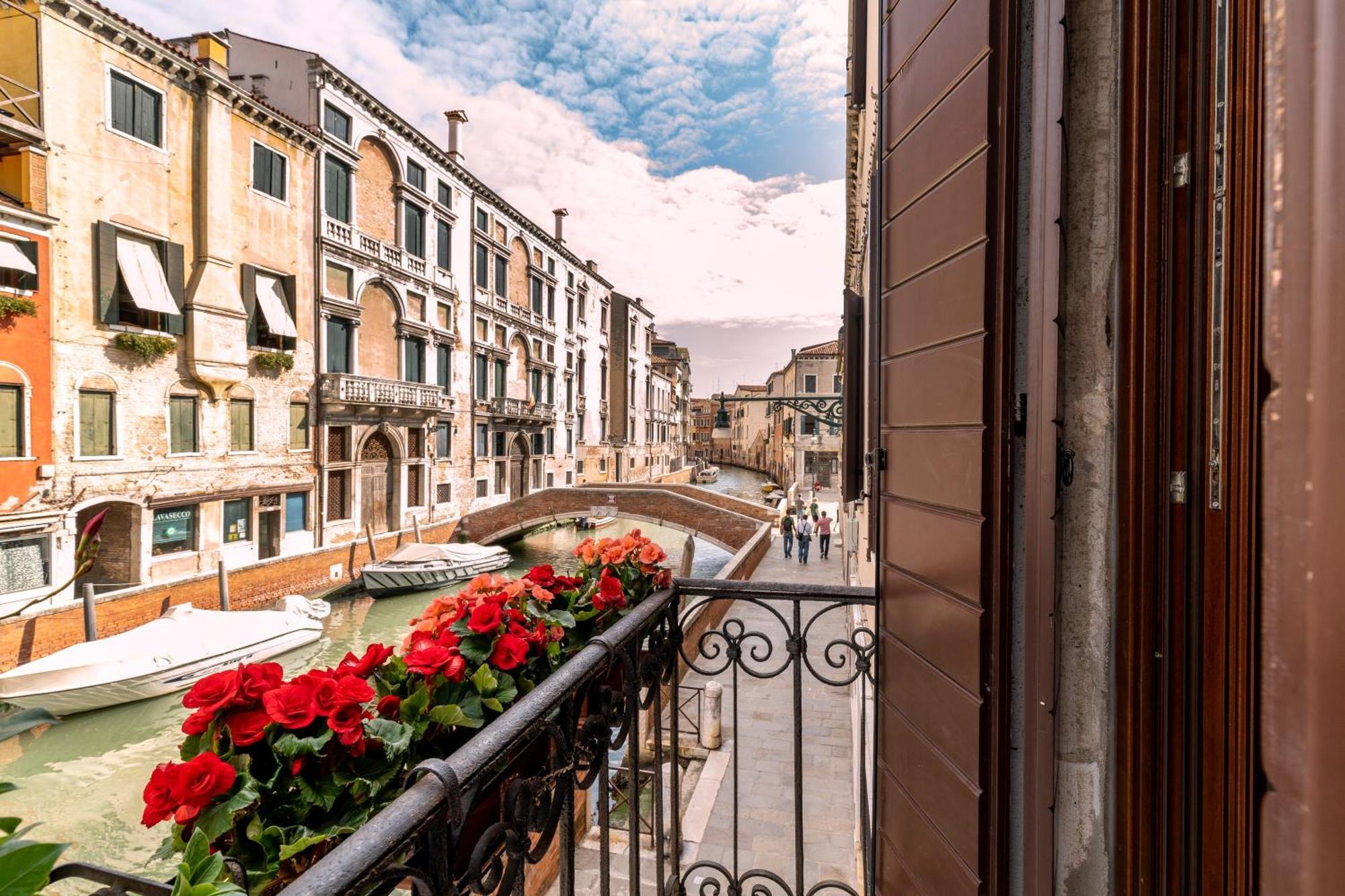 Ca' Dei Carmini * Venetië
