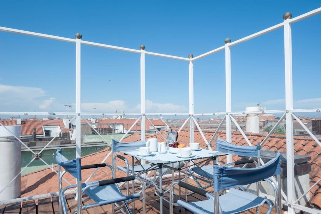 Apartment Ca' Altanella, Amazing Views From The Terrace!