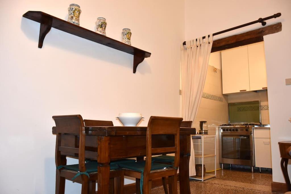 Apartment Ca' Del Moro, *