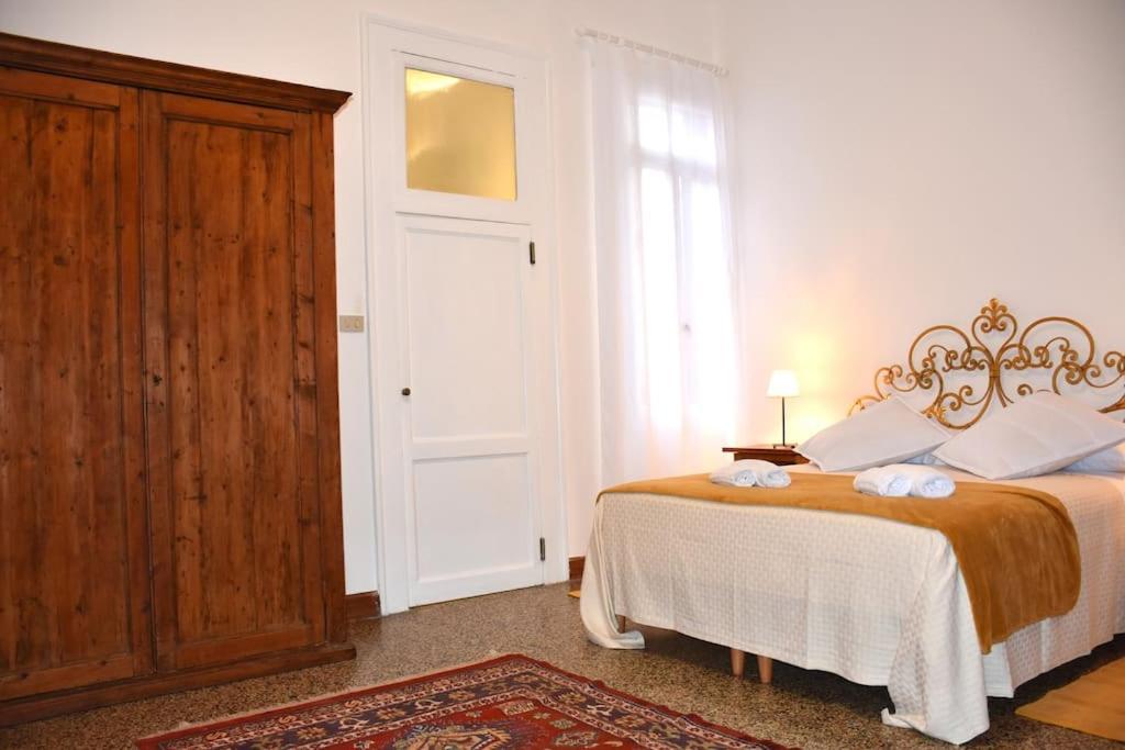 Apartment Ca' Del Moro, *