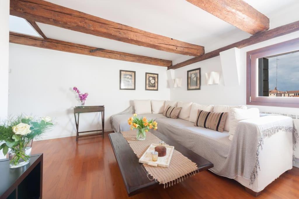 Appartement Ca' Fortuny, Your Nest On San Marco Rooftops Venise