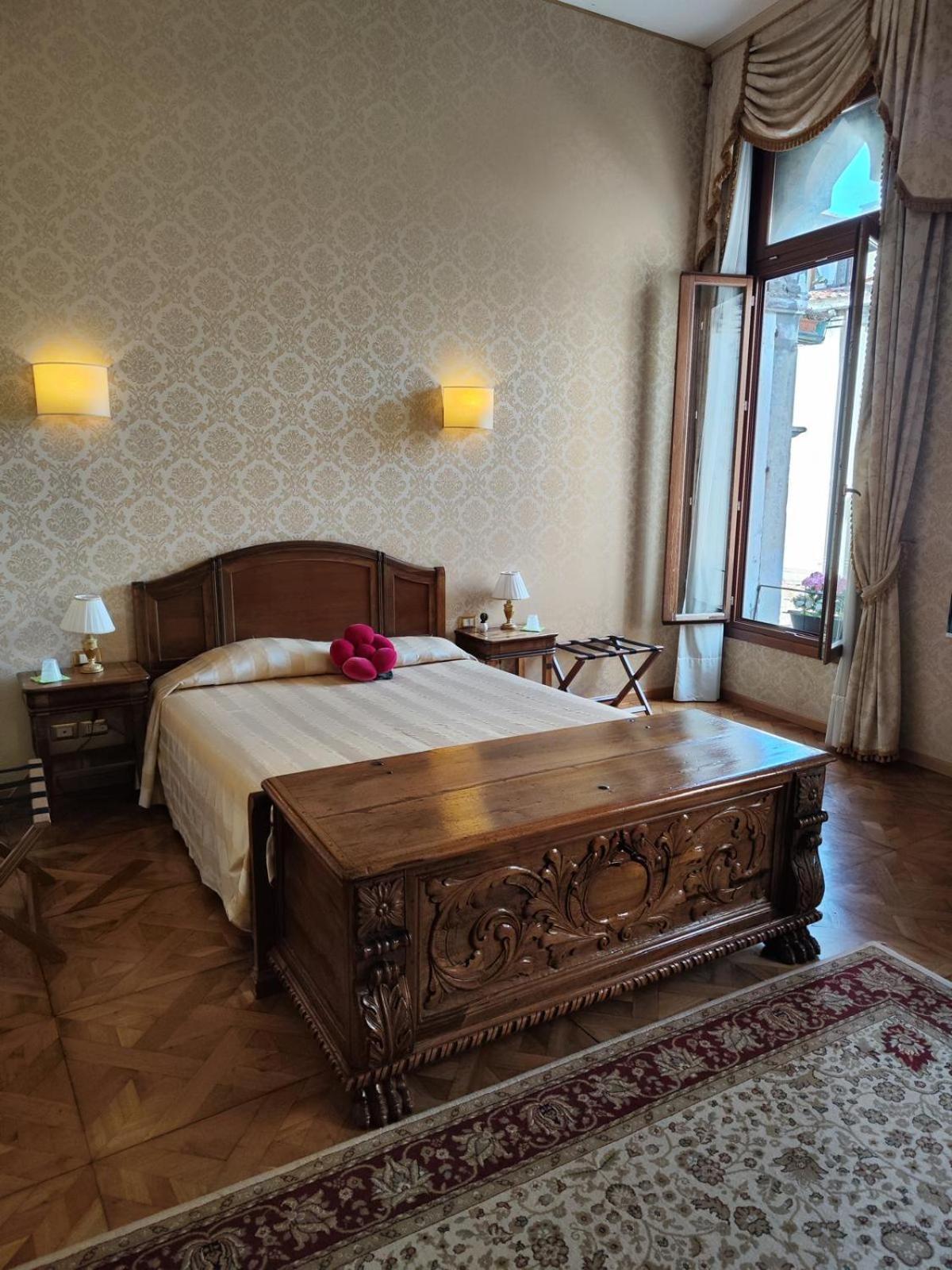 Dimora Al Doge Beato Vista Canale Couette-café Venise