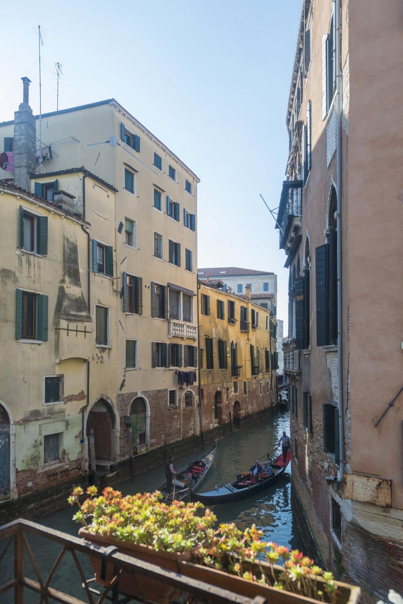 Tre Sestieri Terrace - Canal View 2024 Gasthof