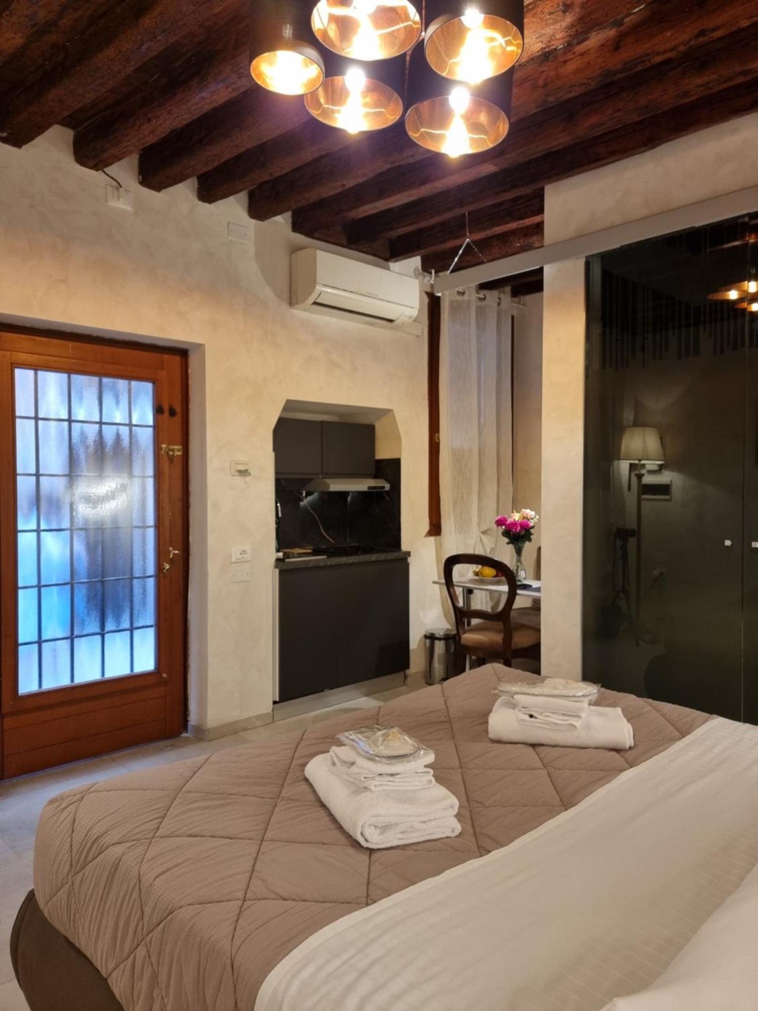 Appartamento San Marco 3097 - Luxuryjacuzzi
