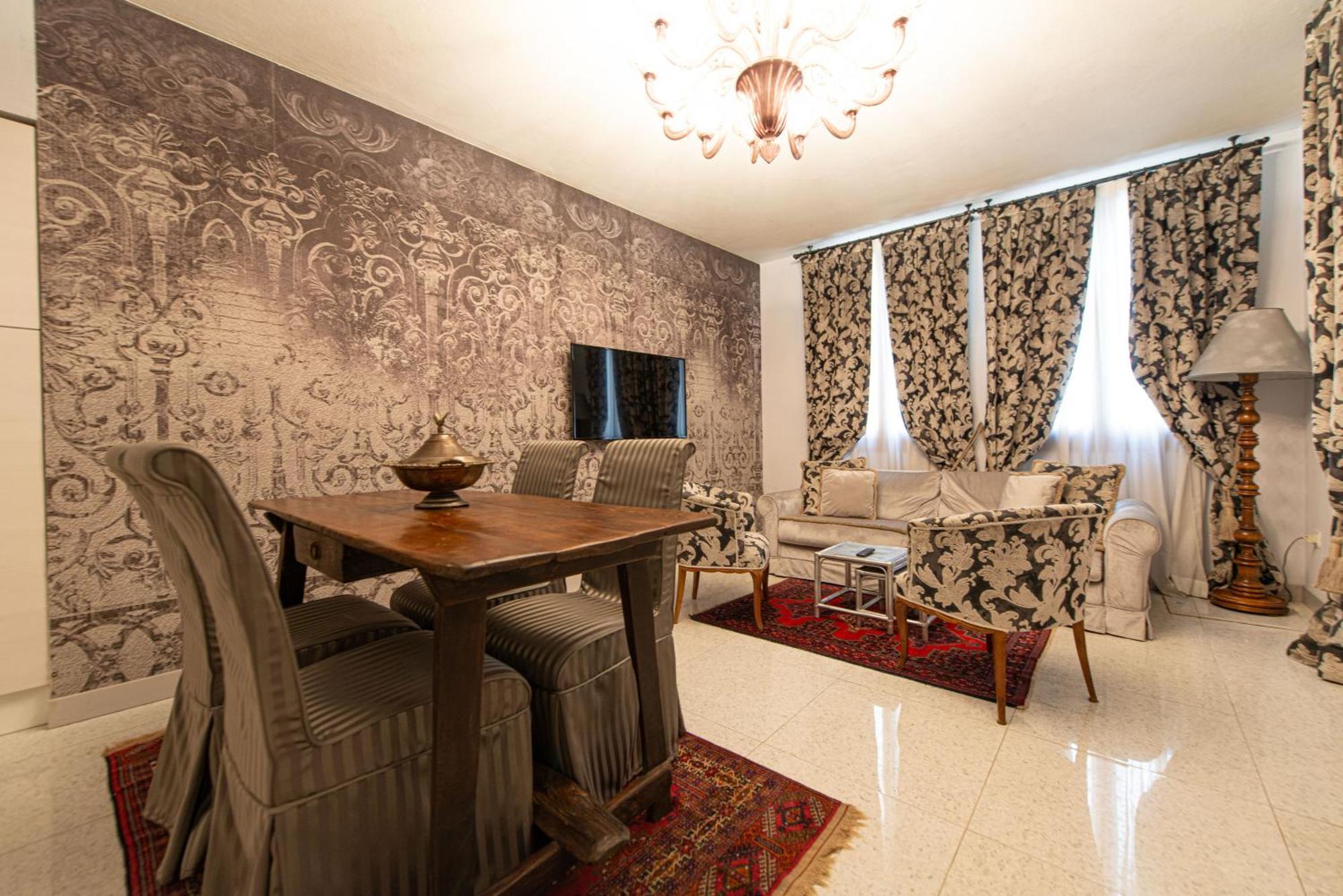 San Marco Luxury Boutique