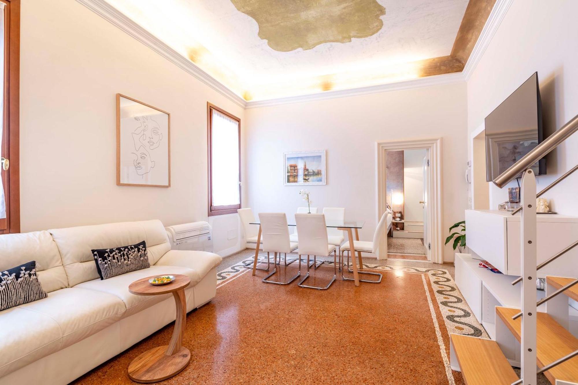 Ca' Pestrin House - San Marco Square Venise