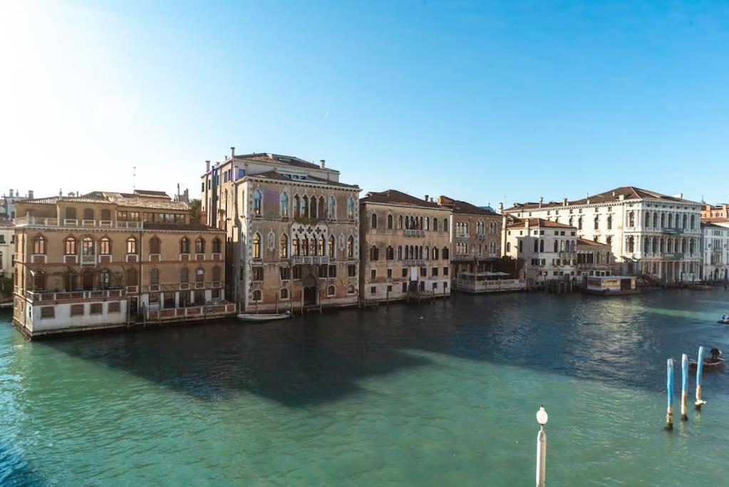 Ca Del Duca Historical Palace Grand Canal * Venise