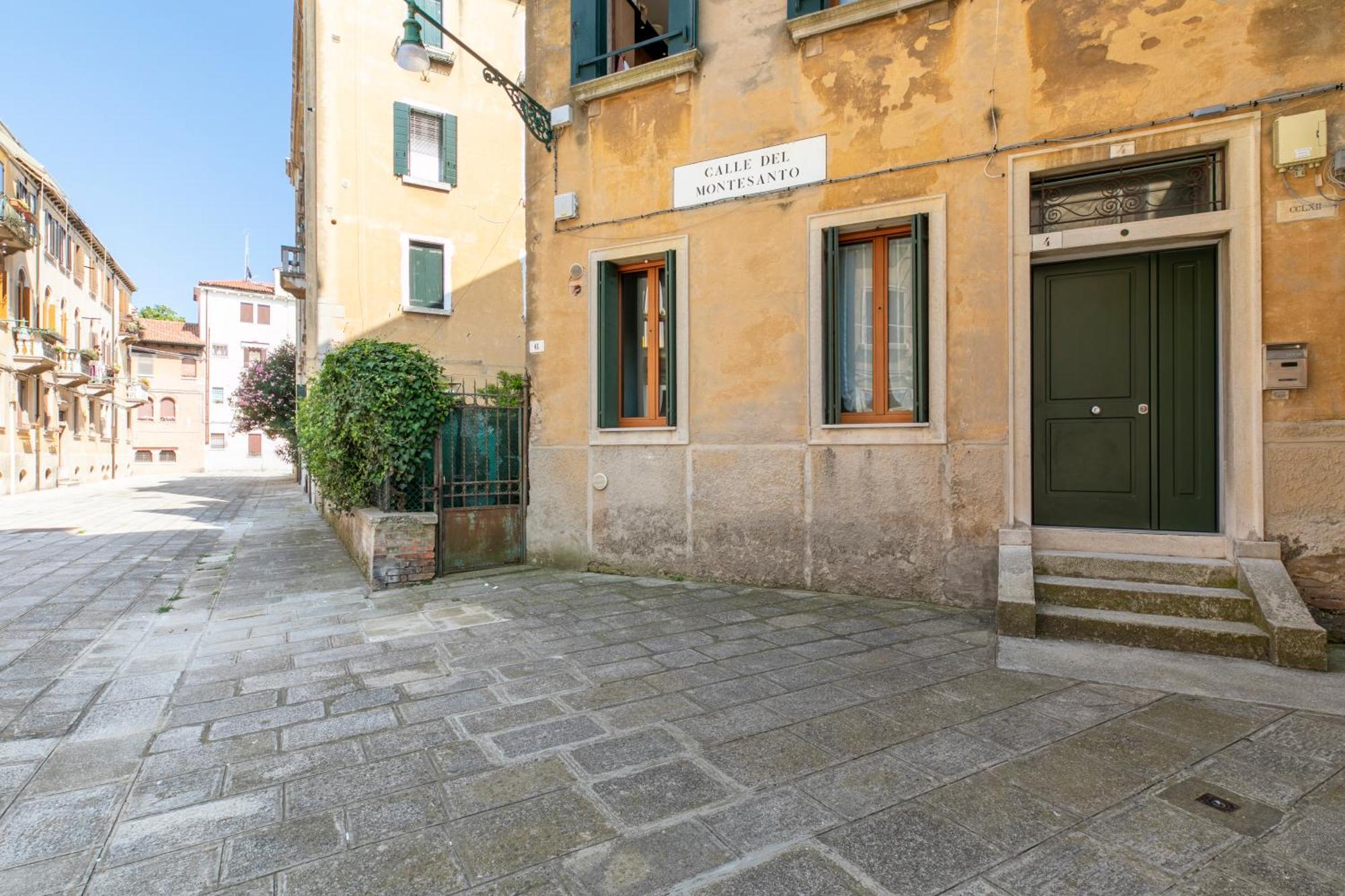 Max & Julia's House - Sant'elena Apartment Venedig