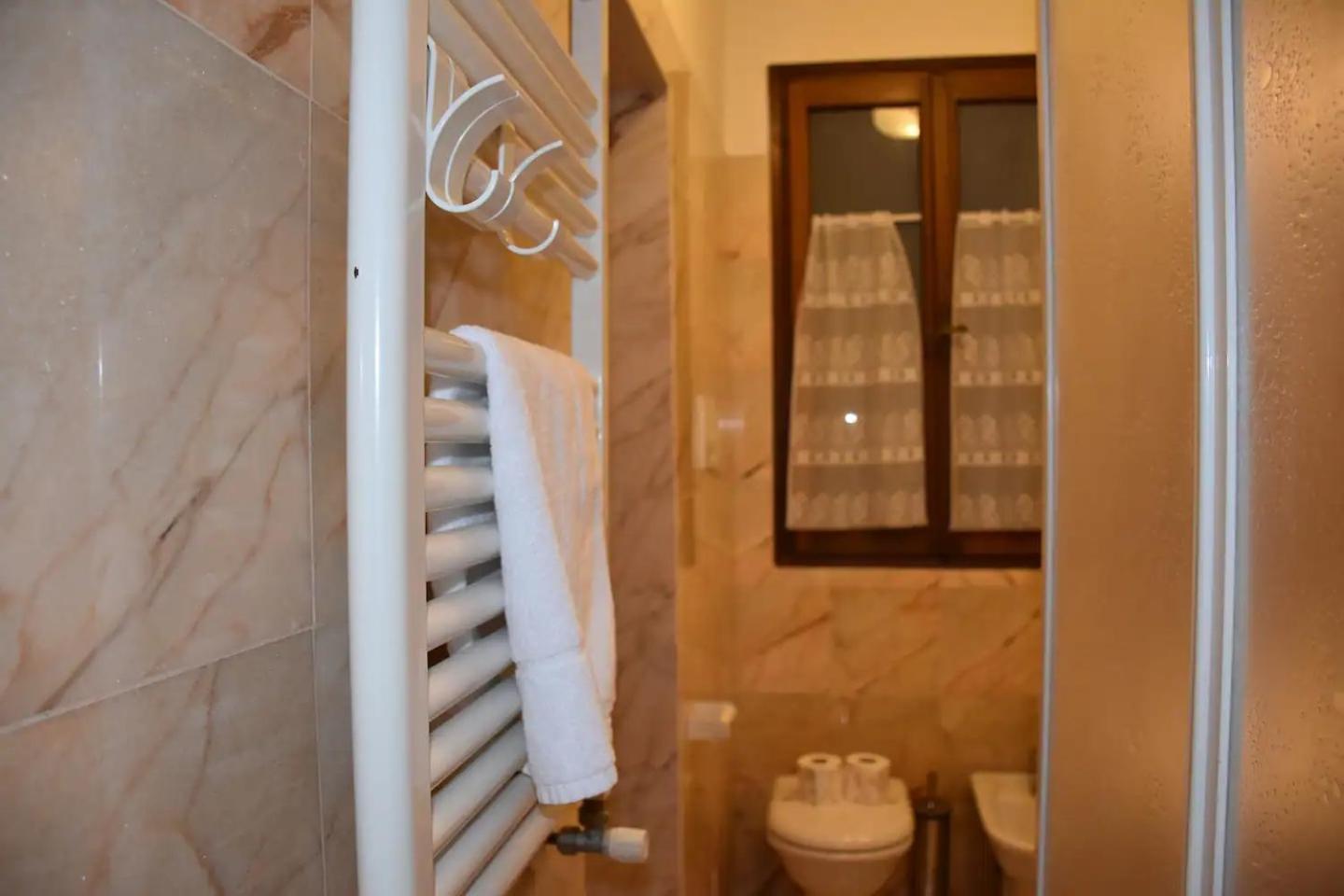 Lo Scrigno Maison d'hôtes *