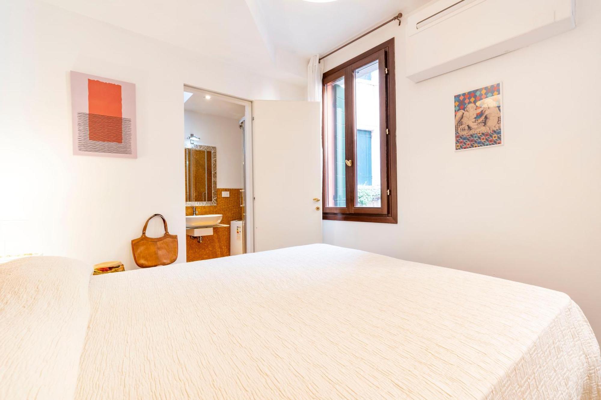Apartment Contemporary In Ff