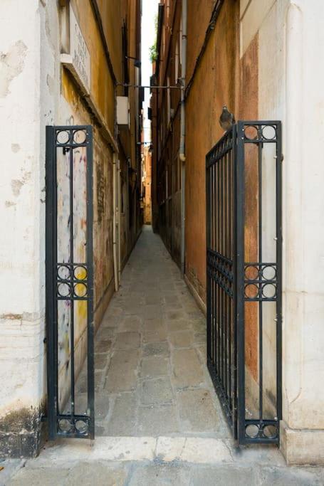 Appartement San Felice Modern Venetië