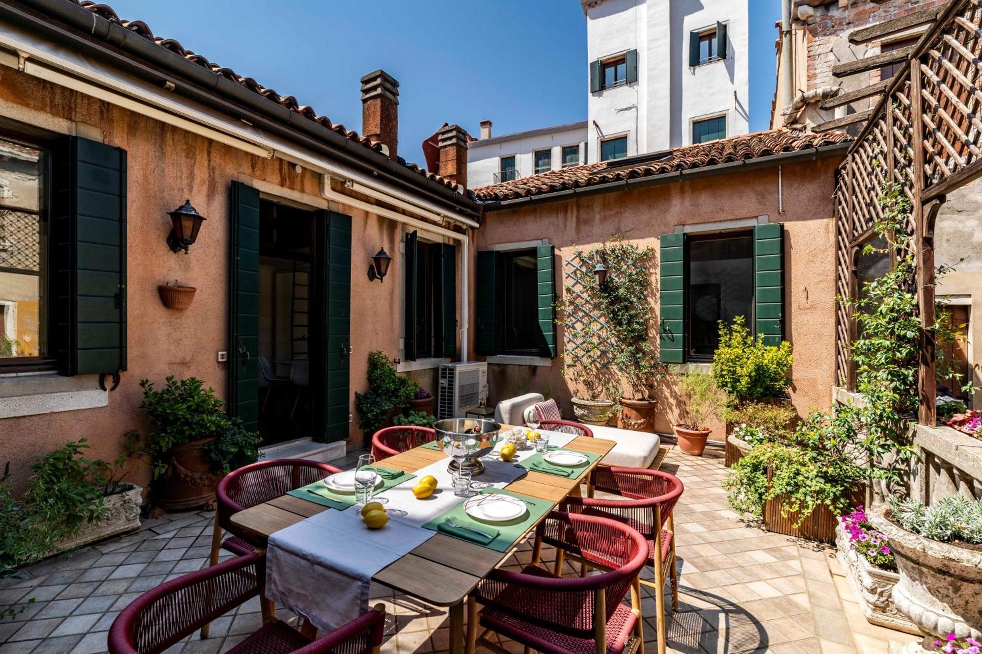 San Barnaba Palace R&r Venise