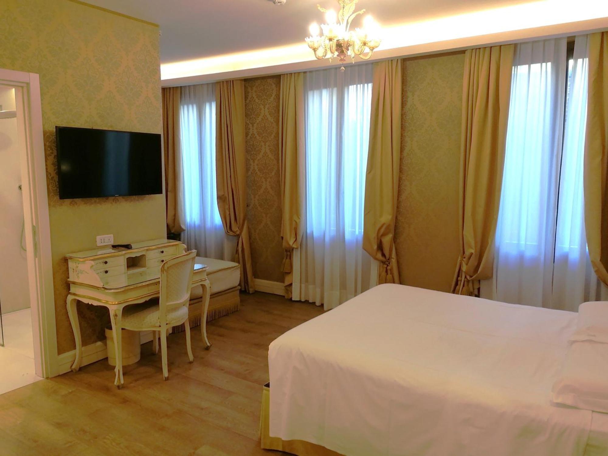 Hotel Canaletto 3*