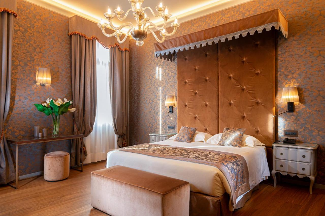 Canaletto Hotel