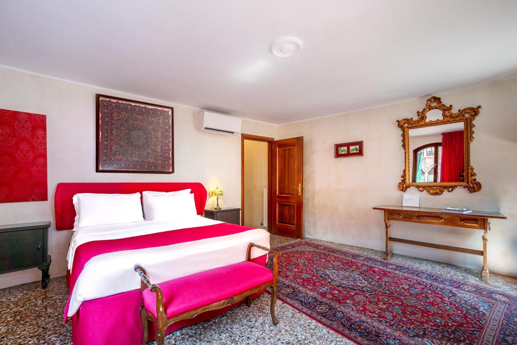 Palazzo San Luca 3* Venedig