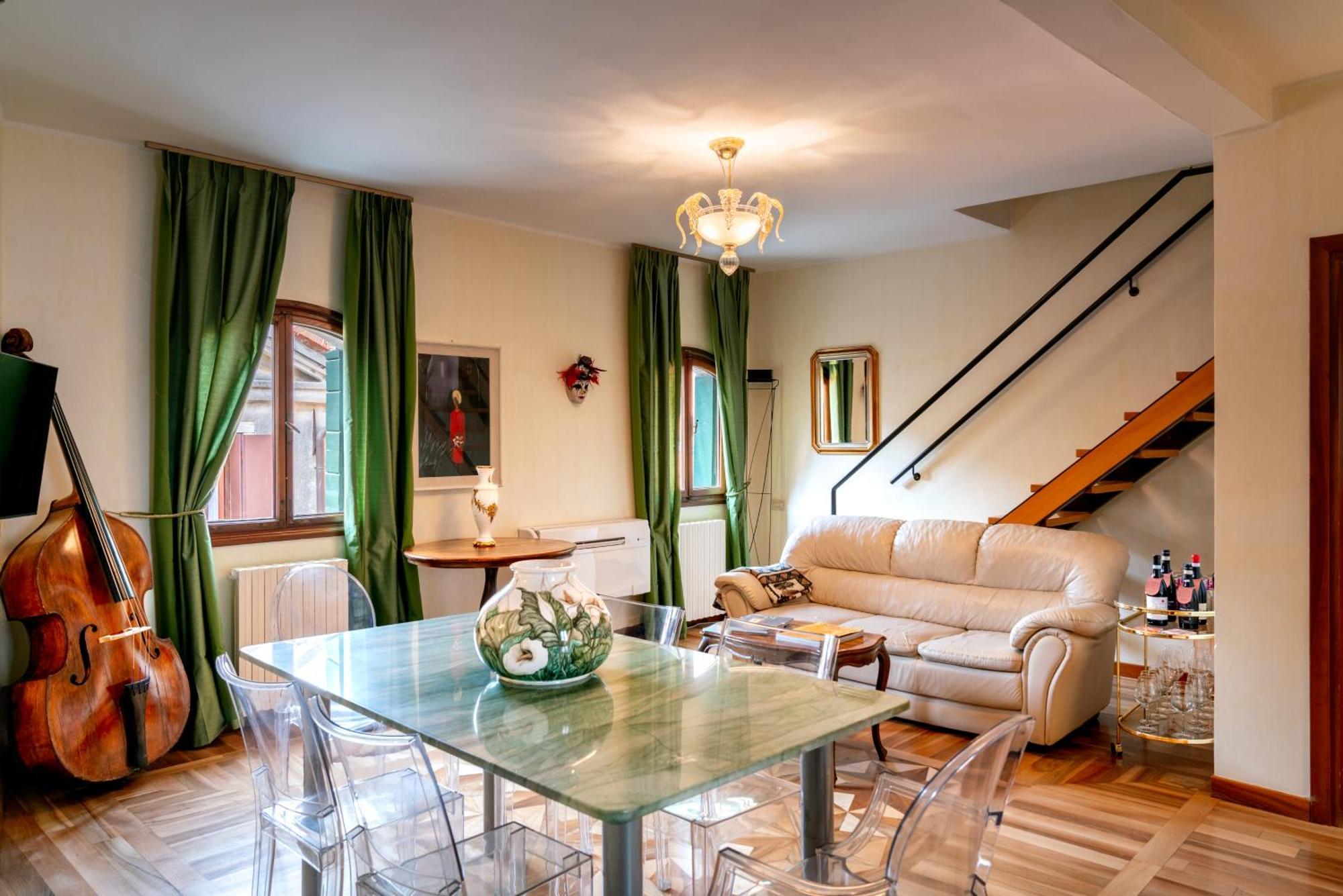 Palazzo San Luca 3* Venezia