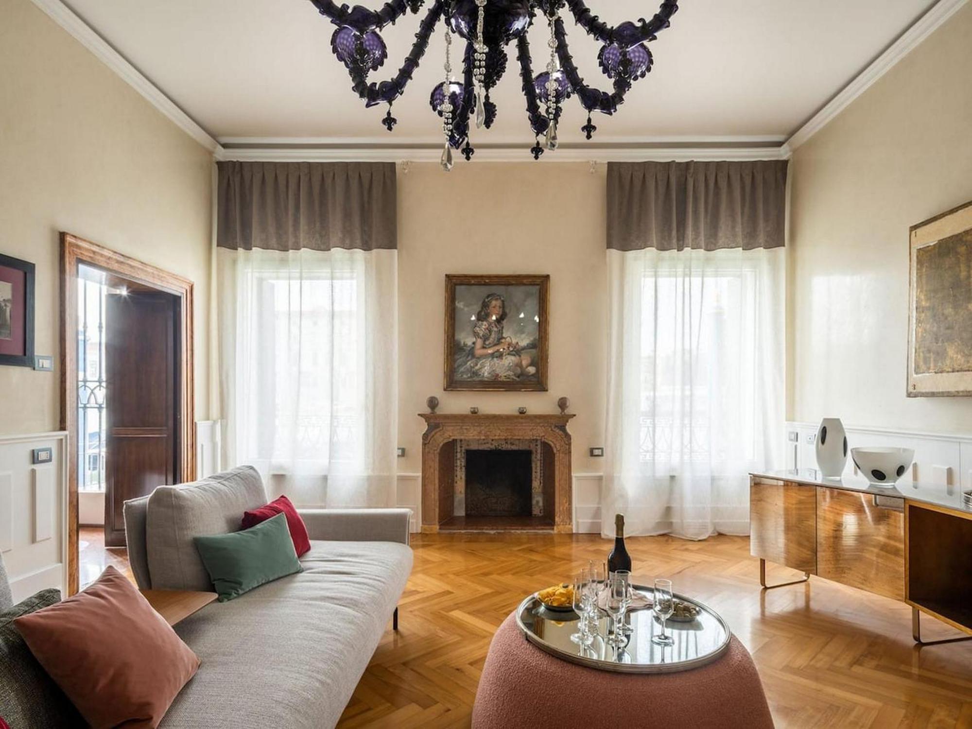 4br Large With A View - What'app - 0039-3512-039-610 - For Reservations! Venise