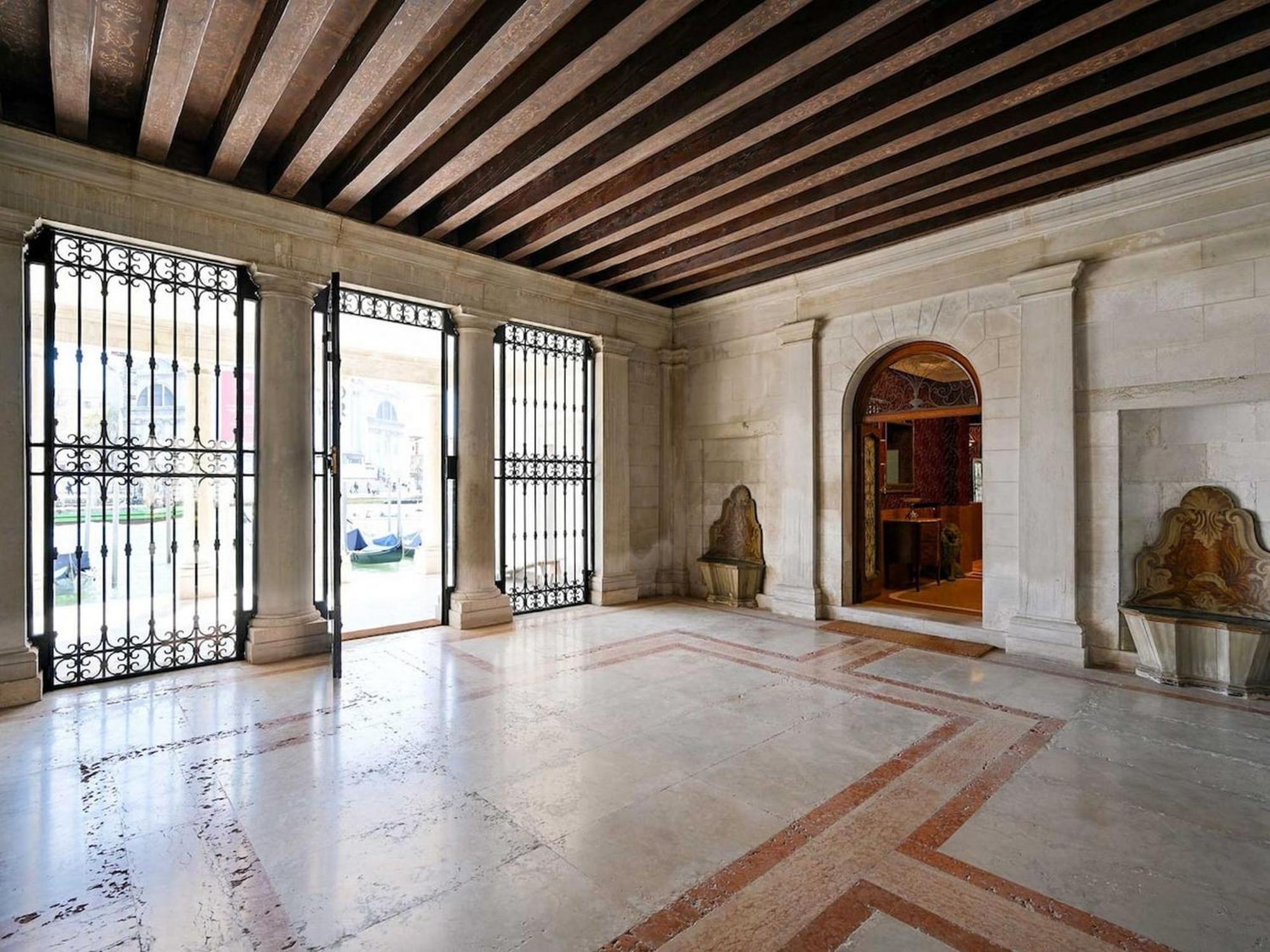 4br Large With A View - What'app - 0039-3512-039-610 - For Reservations!