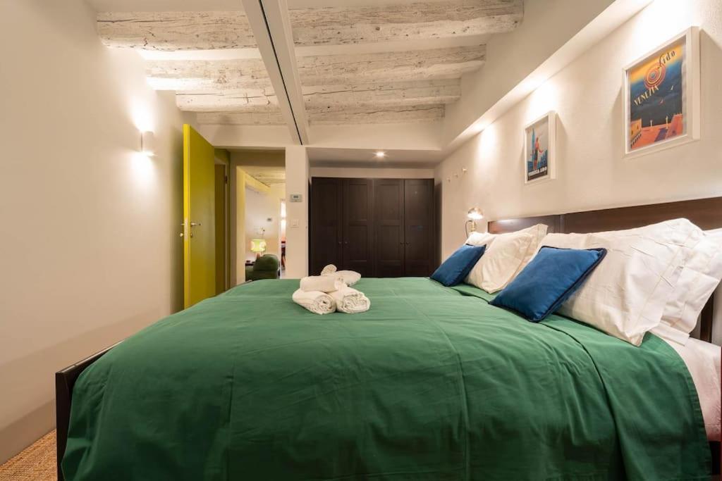 Rialto Design * Venise