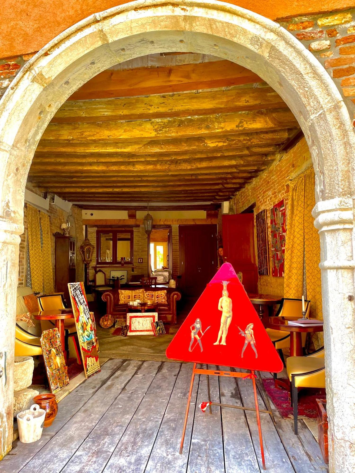 Console - Palais Historique & Romantique Venezia