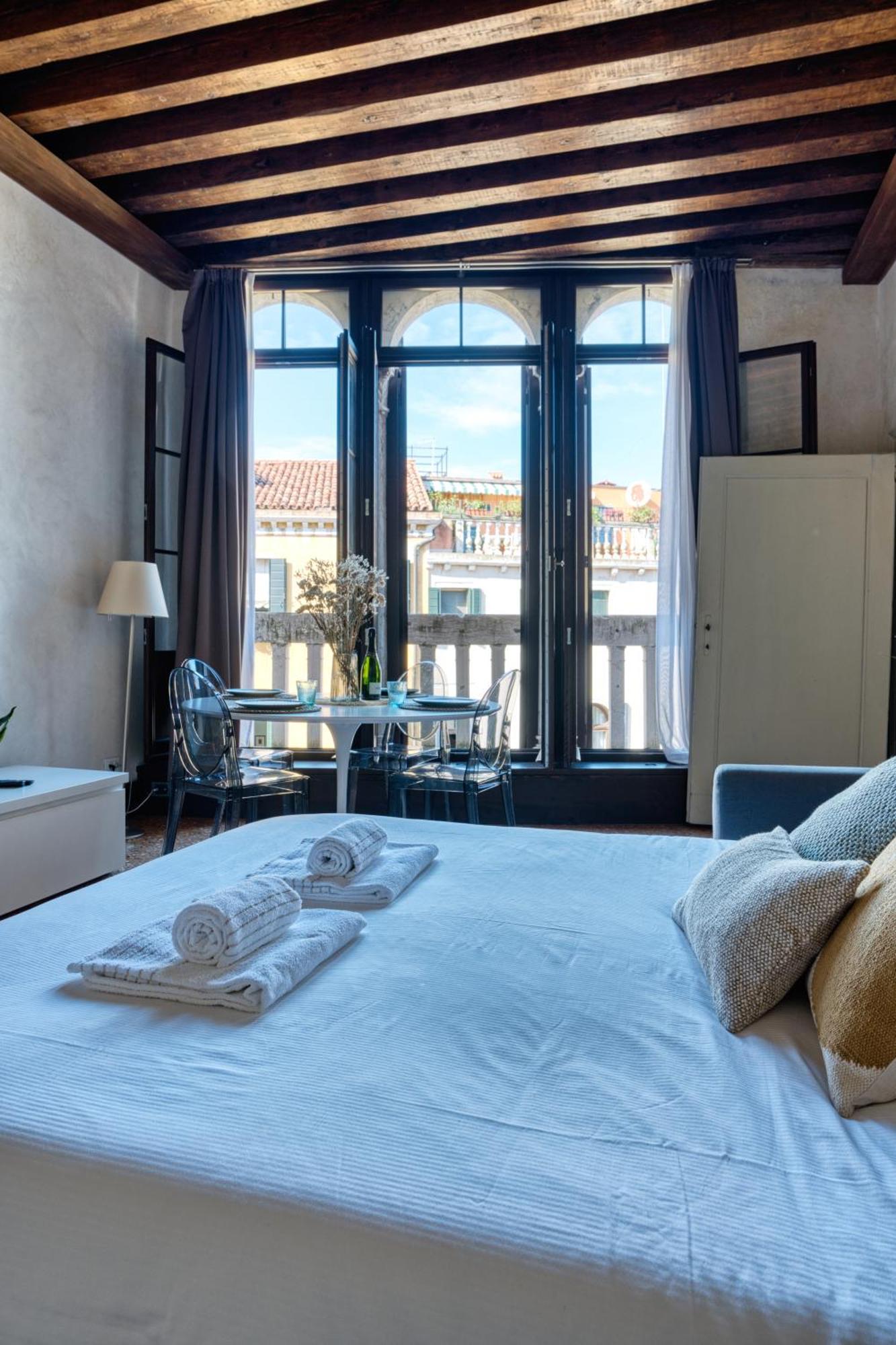Appartement Dream - Il Piu Centrale, Idromassaggio In Camera, Ascensore - 10 Min Da Rialto E San Marco *