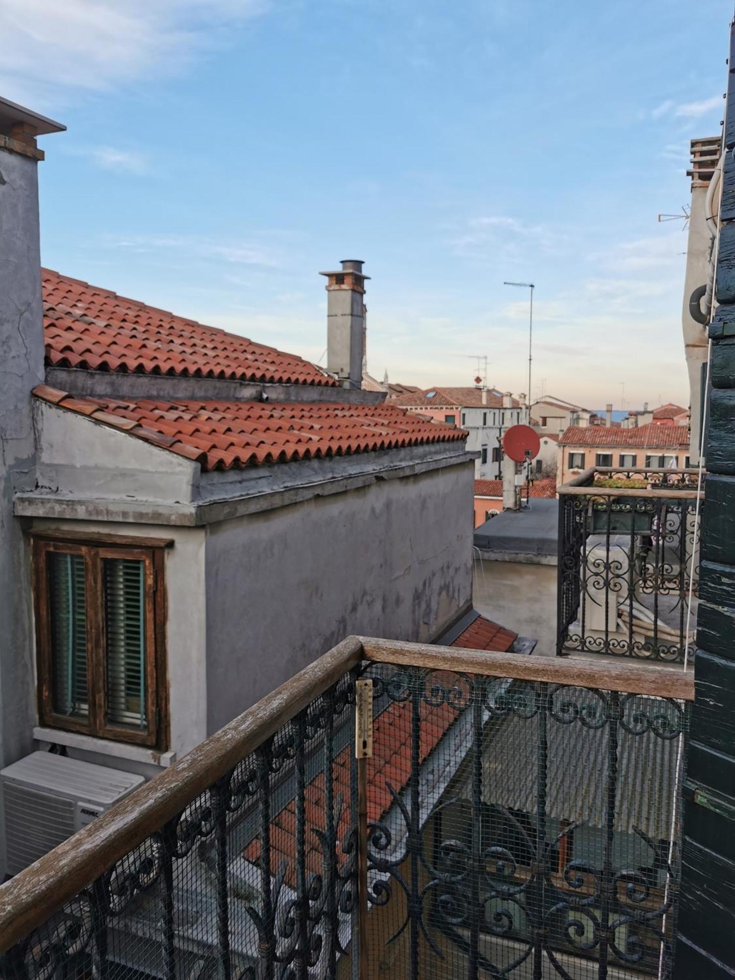 Appartement Large And Bright With Canal View