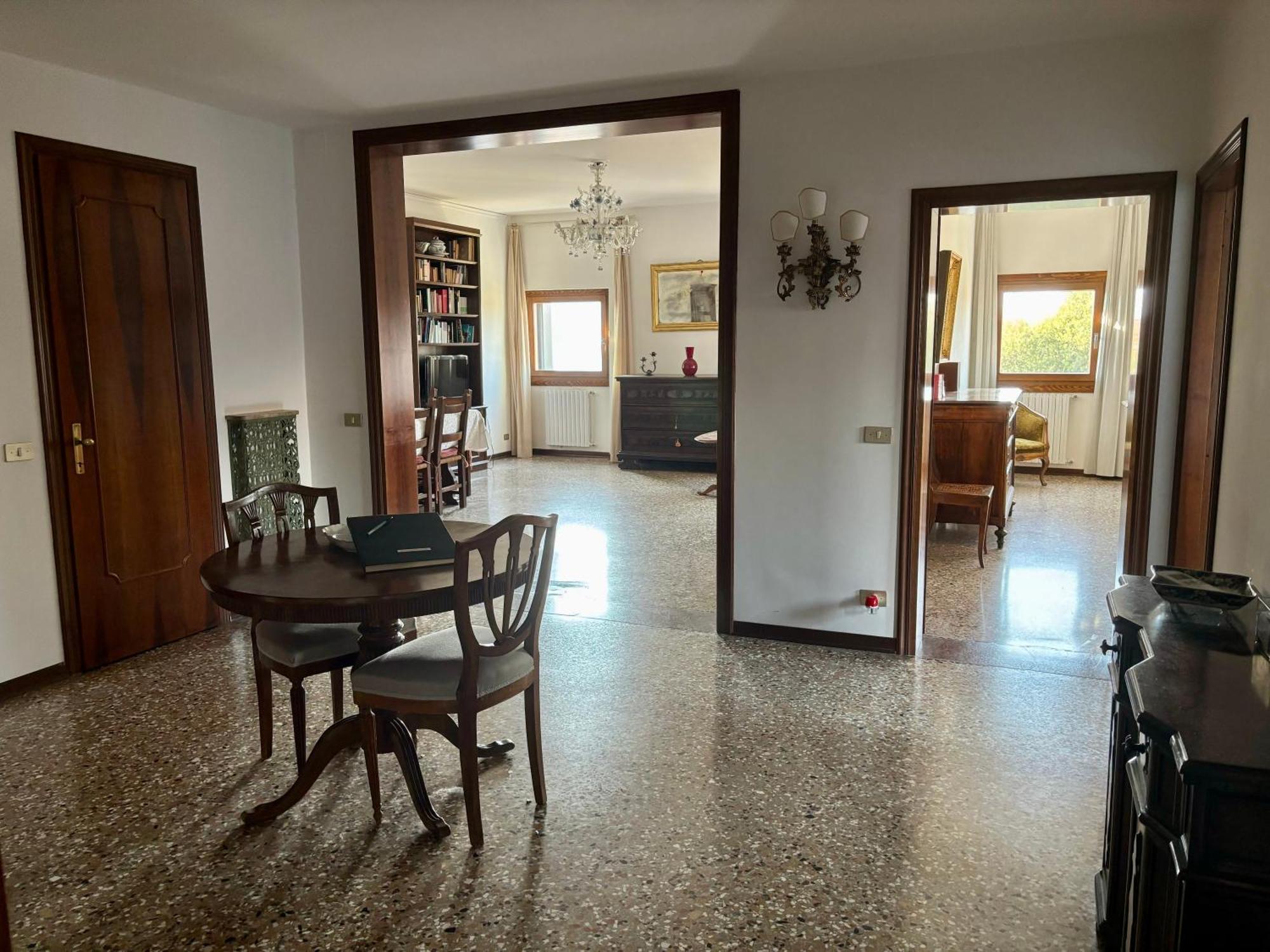 Appartement Large And Bright With Canal View
