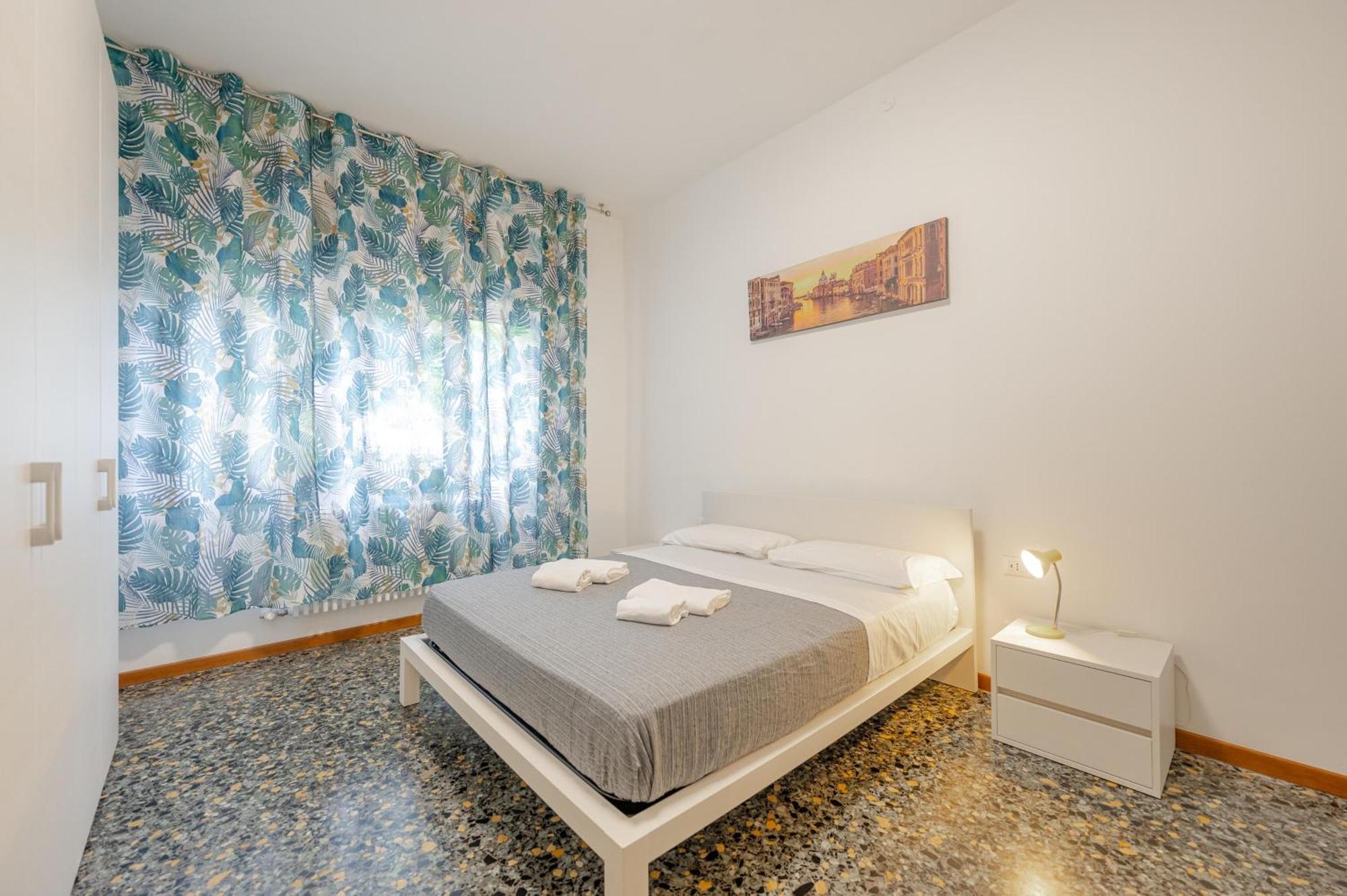 Tatiana Flat - 10 Minutes To - Mestre Train Station - Free Parking * Venise