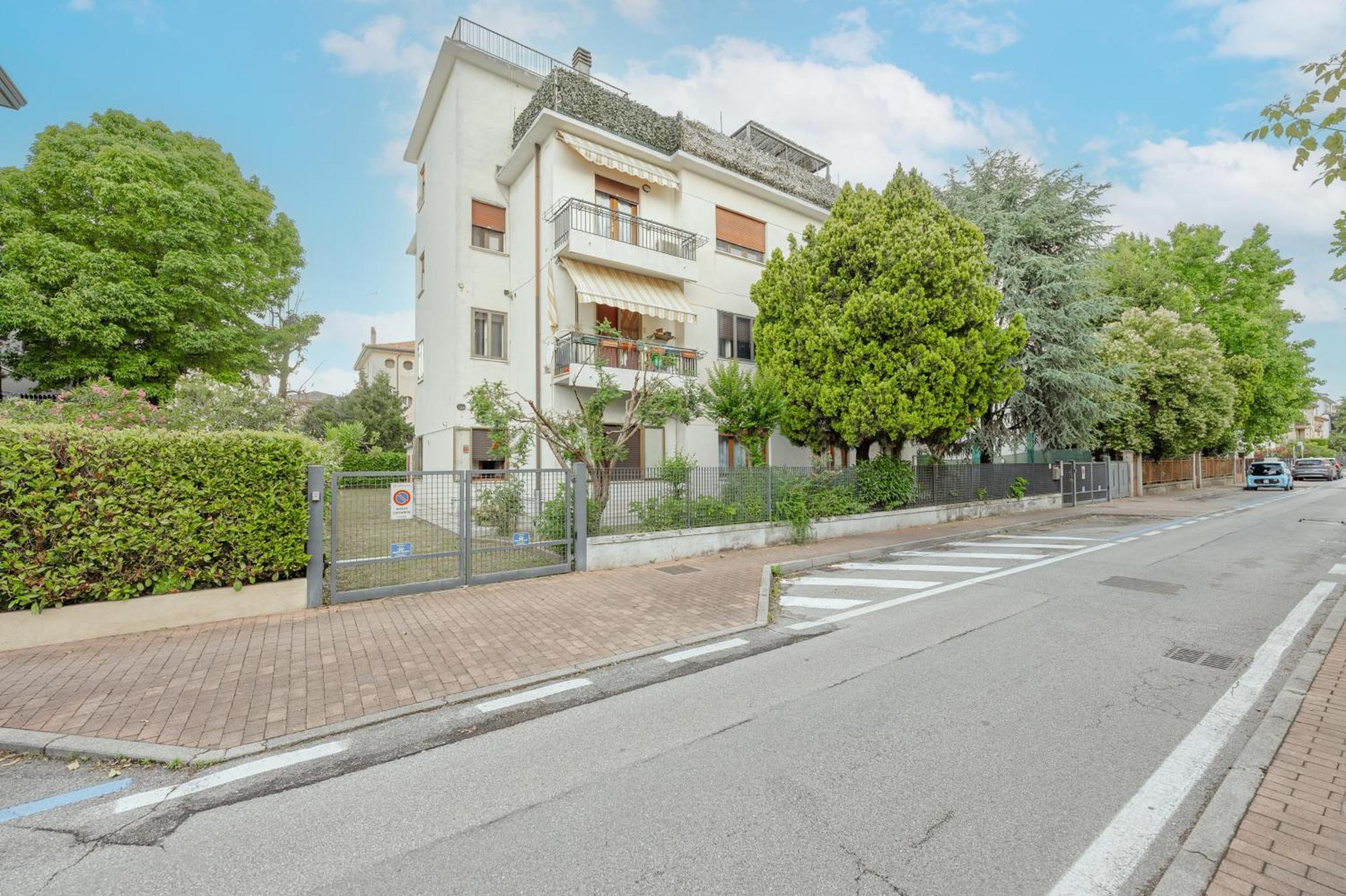 Appartement Tatiana Flat - 10 Minutes To - Mestre Train Station - Free Parking *