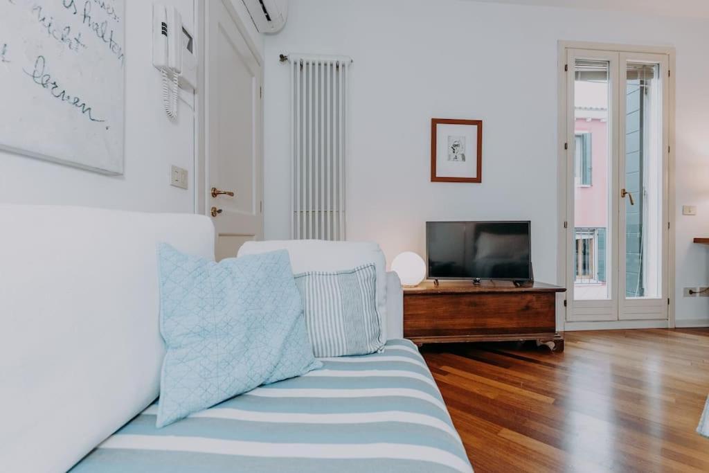 Elegant With Private Terrace In - Frari Church Appartamento *