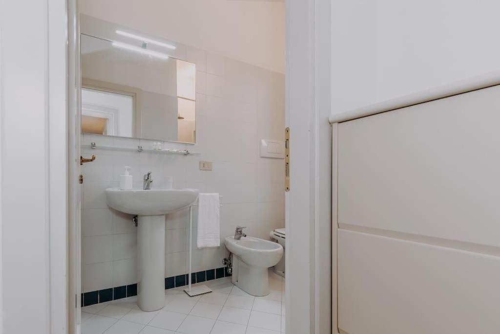 Elegant With Private Terrace In - Frari Church Appartement *