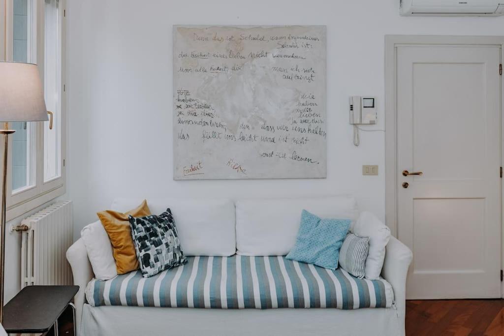 Elegant With Private Terrace In - Frari Church * Venise
