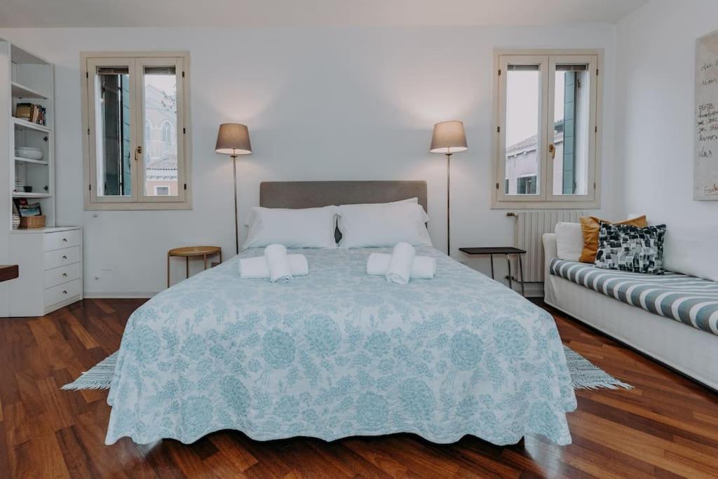 Appartement Elegant With Private Terrace In - Frari Church