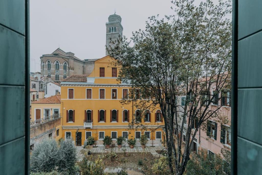 Elegant With Private Terrace In - Frari Church Appartement Venise