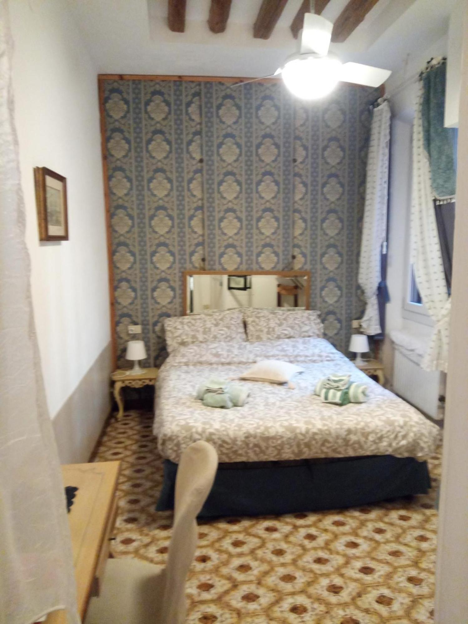 Bed & Breakfast Biennale