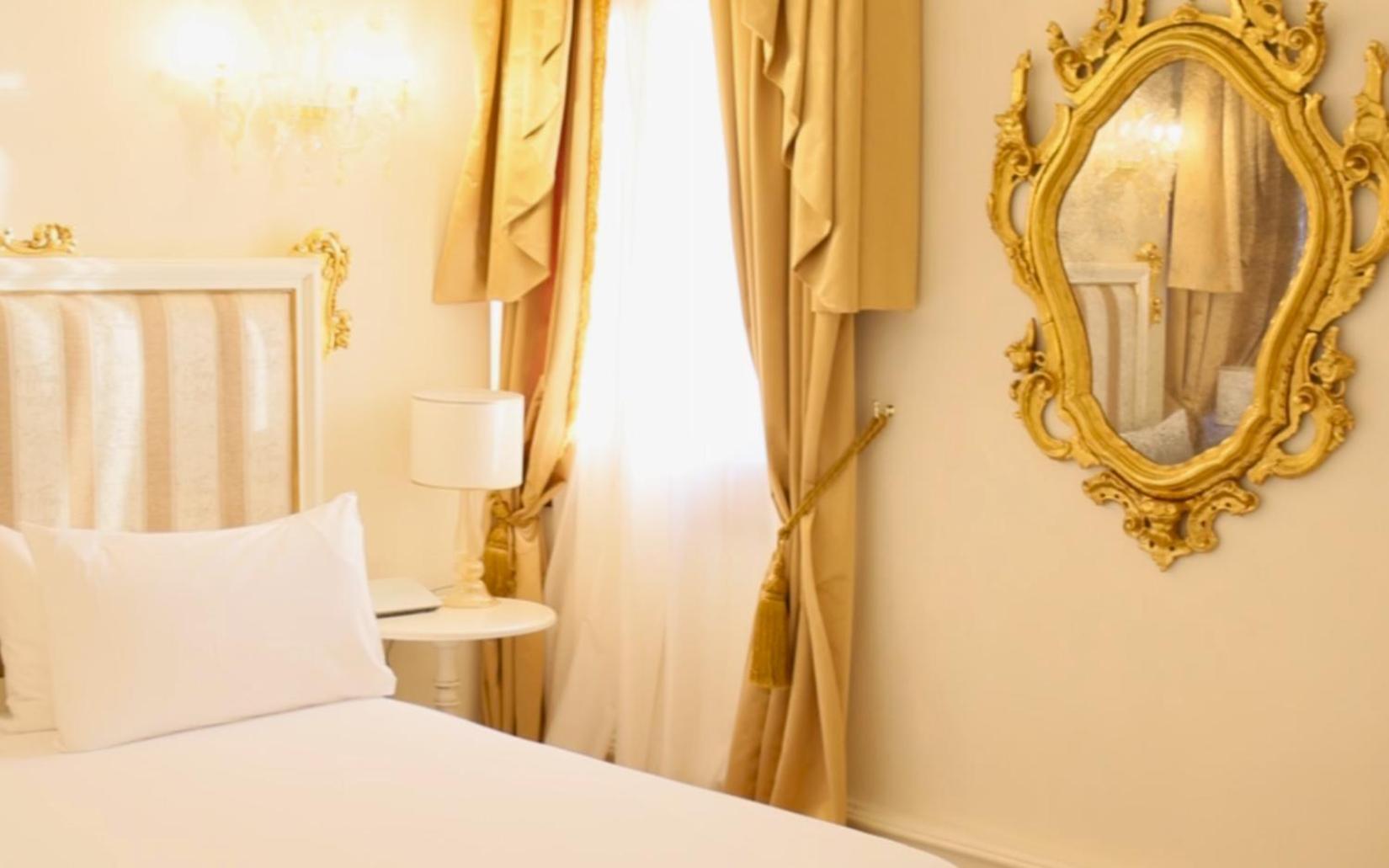 Ca' Bonfadini Historic Experience Hotel Venetië