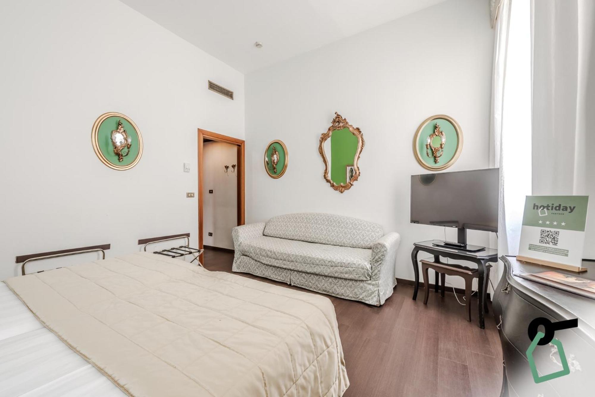 Hotiday Collection - Santa Lucia Hotel Venetië