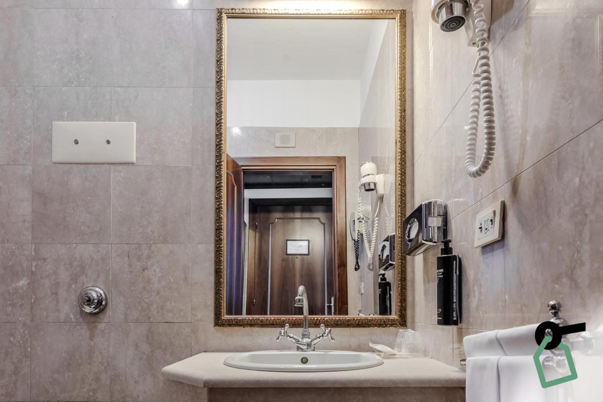 Hotel Hotiday Collection - Santa Lucia Venetië