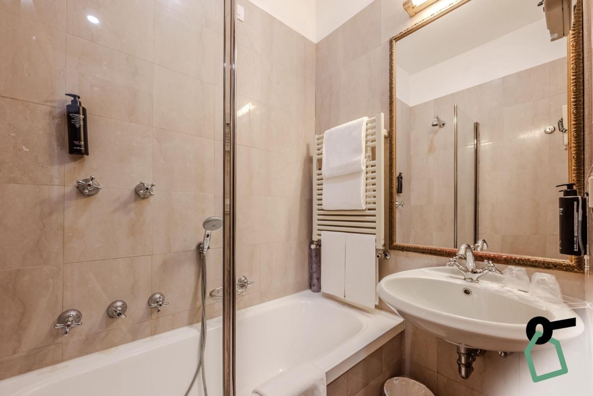 Hotel Hotiday Collection - Santa Lucia Venetië