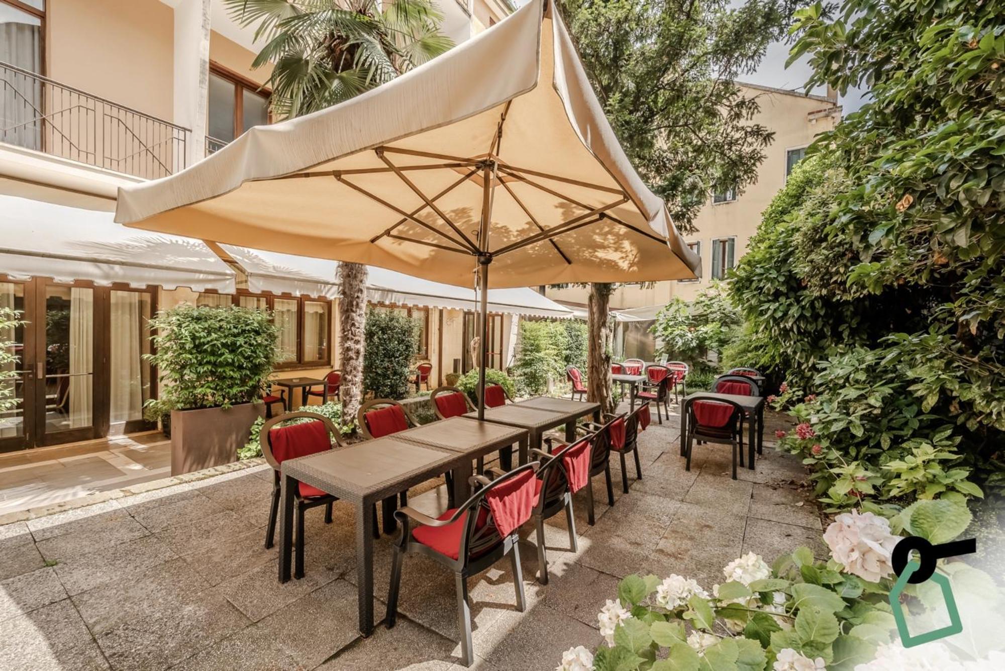 Hotel Hotiday Collection - Santa Lucia Venetië